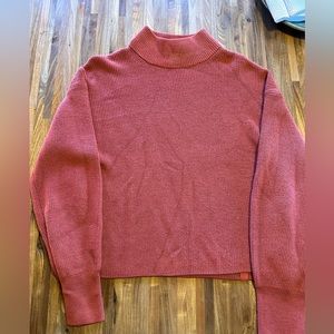 Lululemon - 6 - Cropped Sweater Cayenne